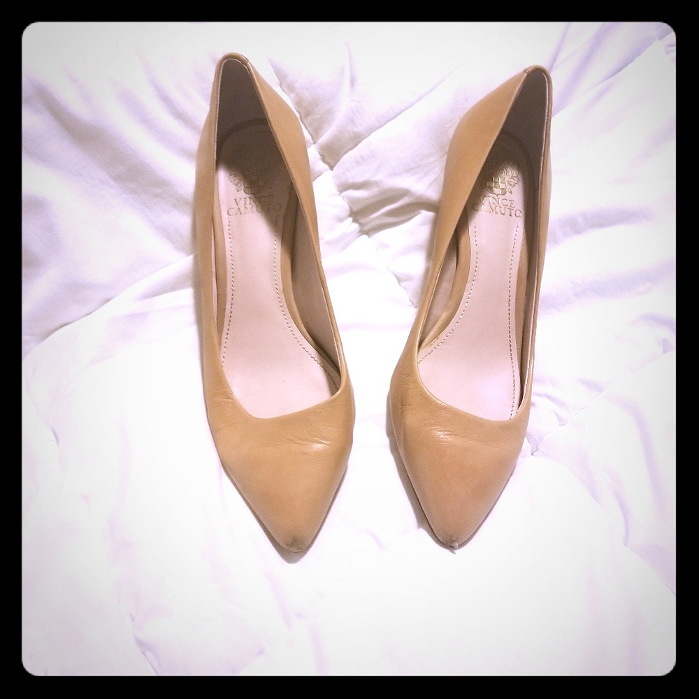 Low heel pump